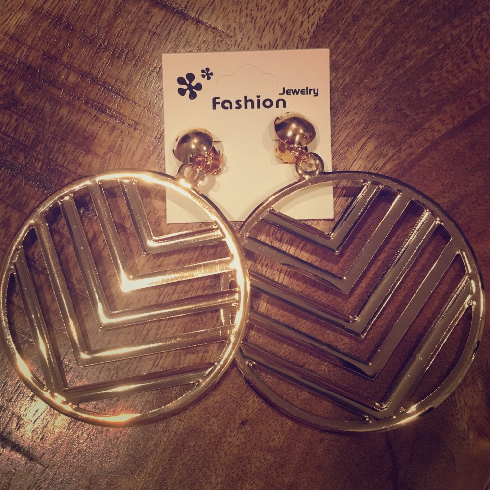🌟Brand New Earrings